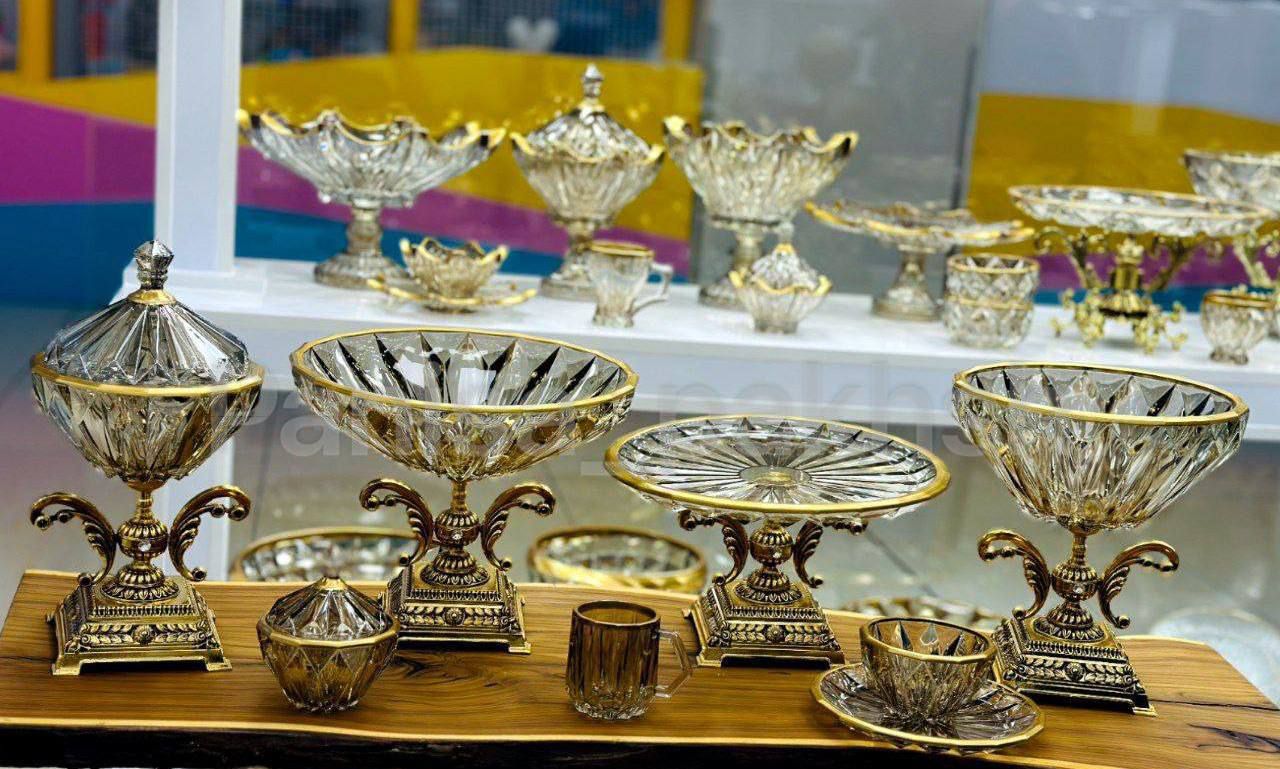 سرویس کریستال مودنا با پایه ایفل