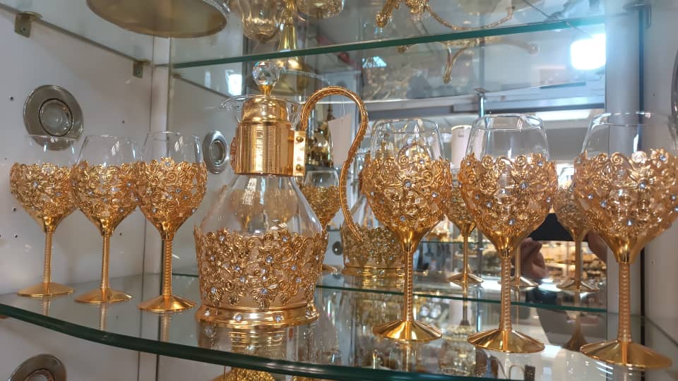 ست پارچ و جام کریستال طلایی
