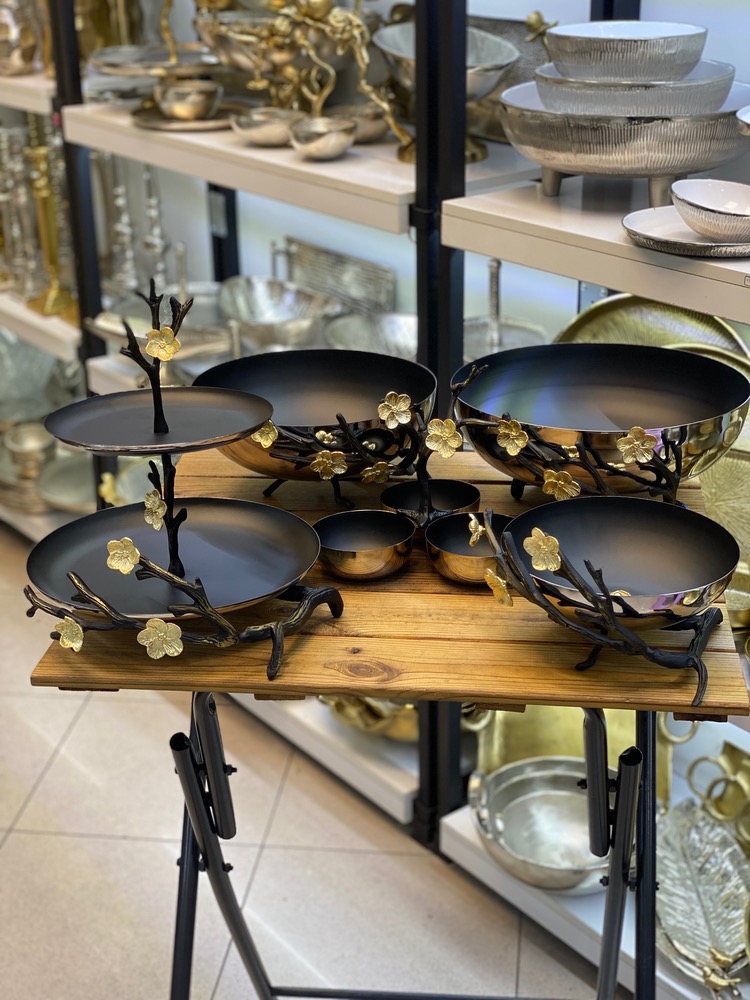 سرویس پذیرایی لوکس ۵ پارچه طرح شکوفه